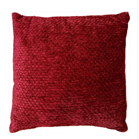 17" Rich Deep Red Textured Square Soft Heavy Sueded Fabric Accent Pillow NWOT - Picture 1 of 1